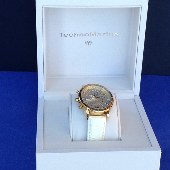 NWT TechnoMarine 40mm watch